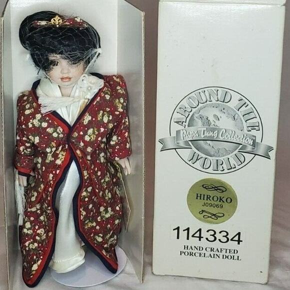 Hiroko Papa Tung Around the World Porcelain Doll Orignal Bx Asian Cultural Dress - Picture 1 of 5